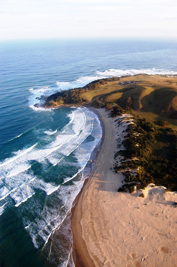 Mdumbi village and beach